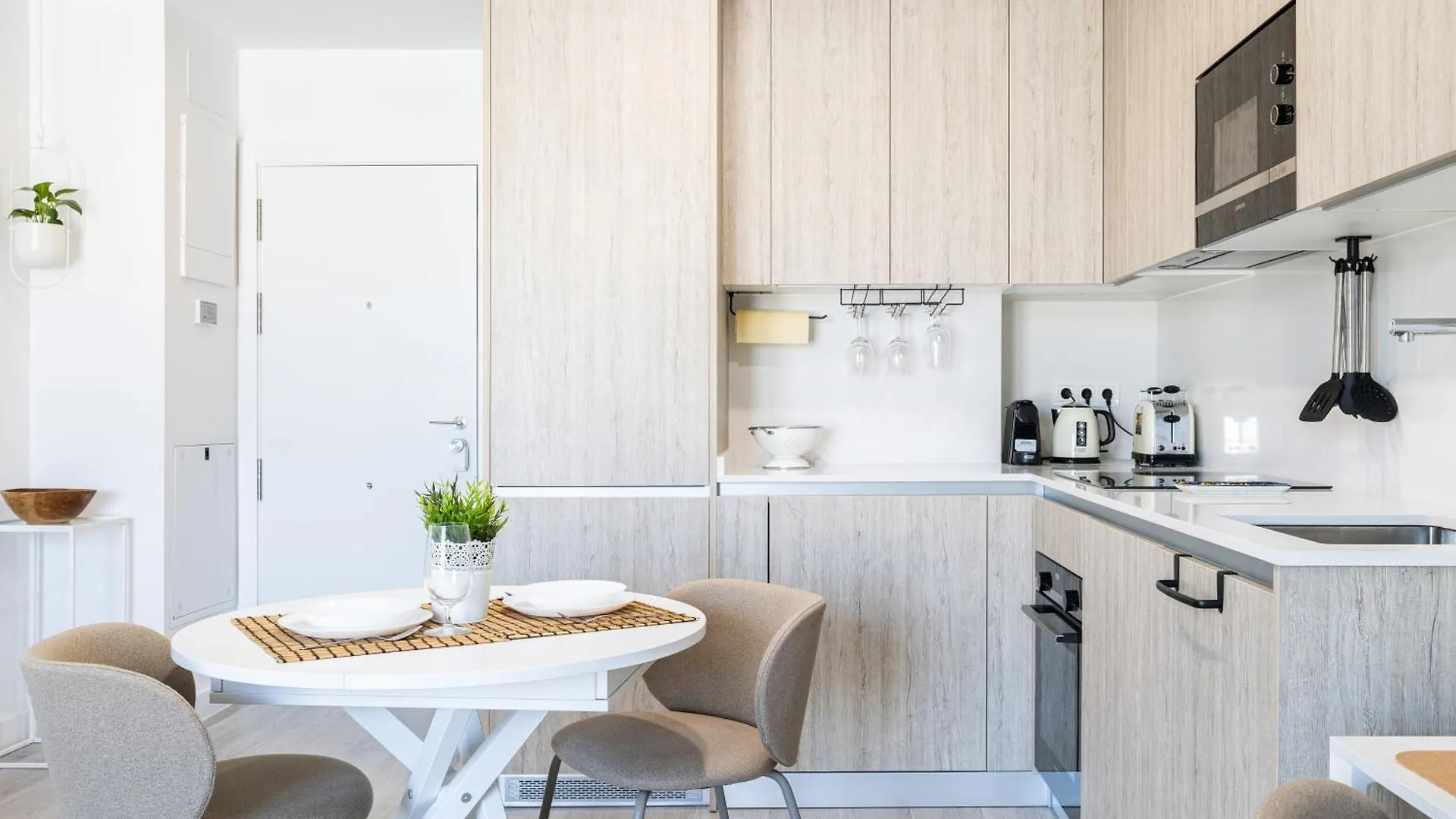 Apartamento Martiricos By Aora Stay Malaga Apartment